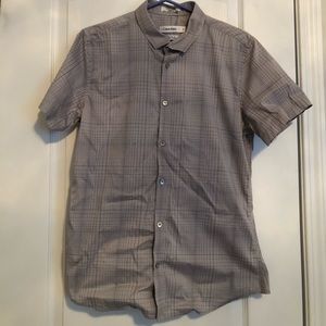 Calvin Klein Short Sleeve Dress Shirt- New No tag Grey size M